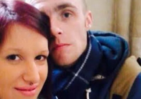 Homem morde rosto de namorada após fim de relacionamento 