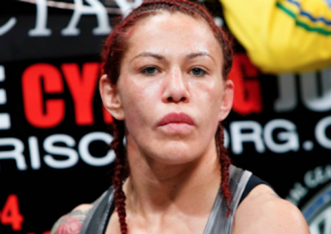 Cyborg recusa lutas e alega estar em depressão