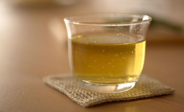 Chá de folhas de abacateiro pode auxiliar no emagrecimento  