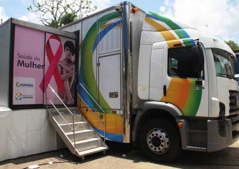 Em Manaus, Unidade Móvel da Mulher atende no Santo Antônio 