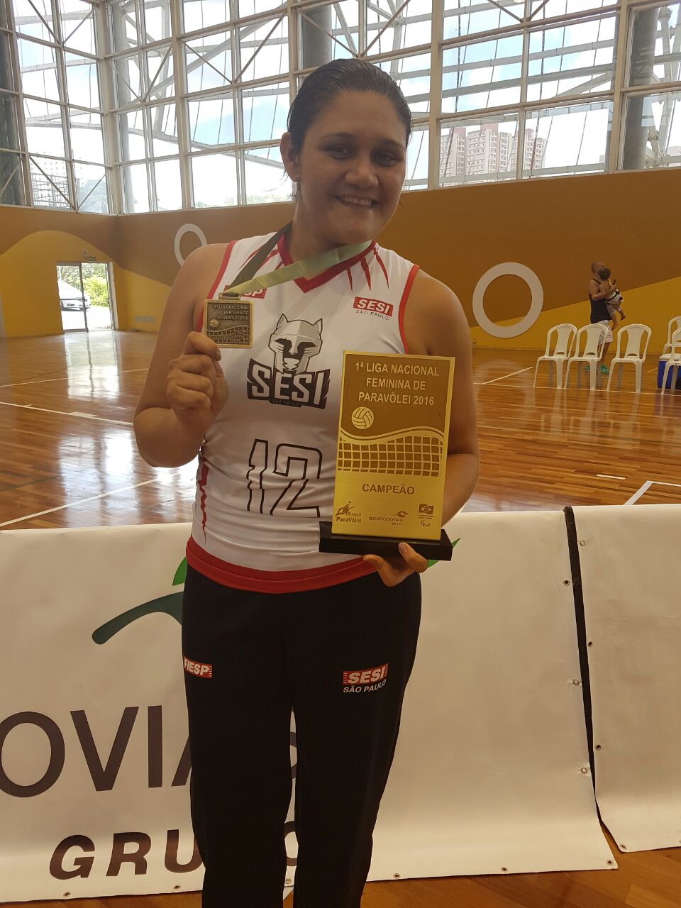 Laiana Batista conquista ouro na  Liga Nacional Feminina de Paravôlei 2016