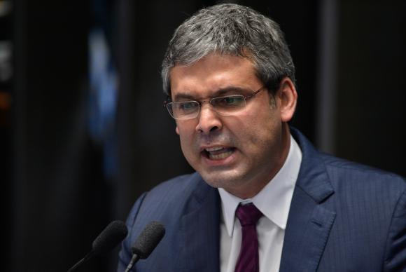 Senador Lindbergh Farias é condenado pela segunda vez em uma semana