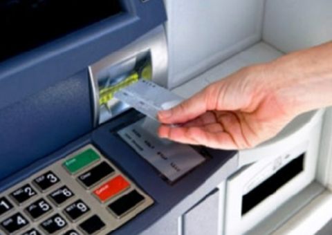 Presidente apresenta reforma trabalhista e libera saque de conta inativa do FGTS