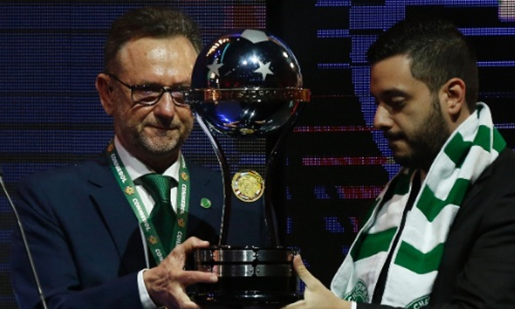 Chape divide troféu com Atlético Nacional