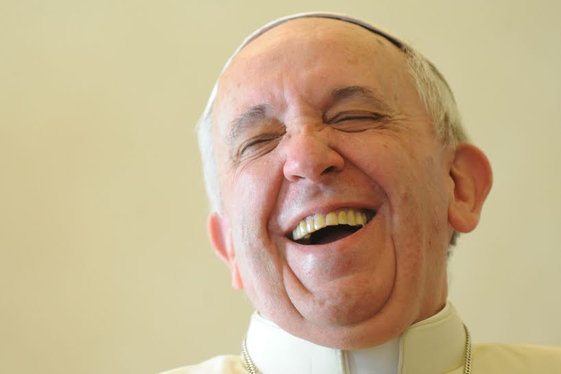 Papa Francisco liga para programa de TV ao vivo e surpreende 