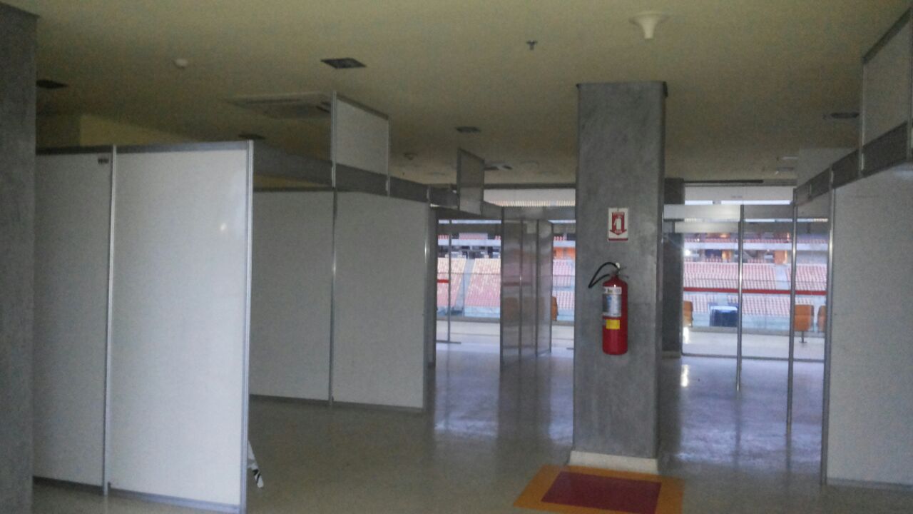 'Parada Show de Natal' não acontece e lojistas denunciam suposta fraude em Manaus