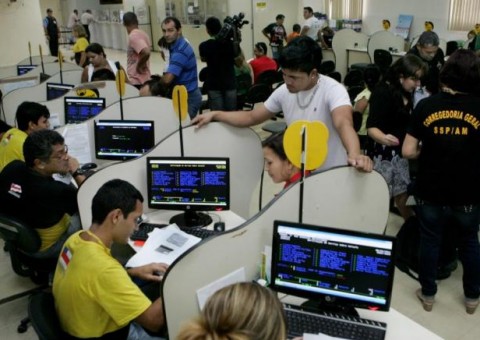 Com PACs em recesso, Detran-AM mantém atendimento apenas nos shopping e sede 