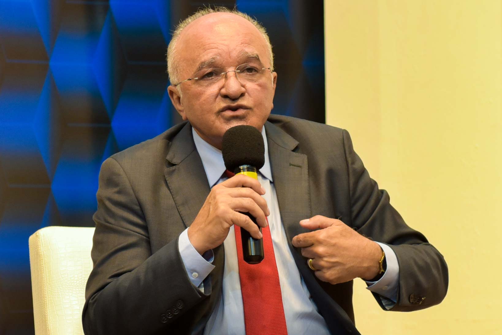 “2017 será um ano de obras e geração de renda”, afirma Governador José Melo