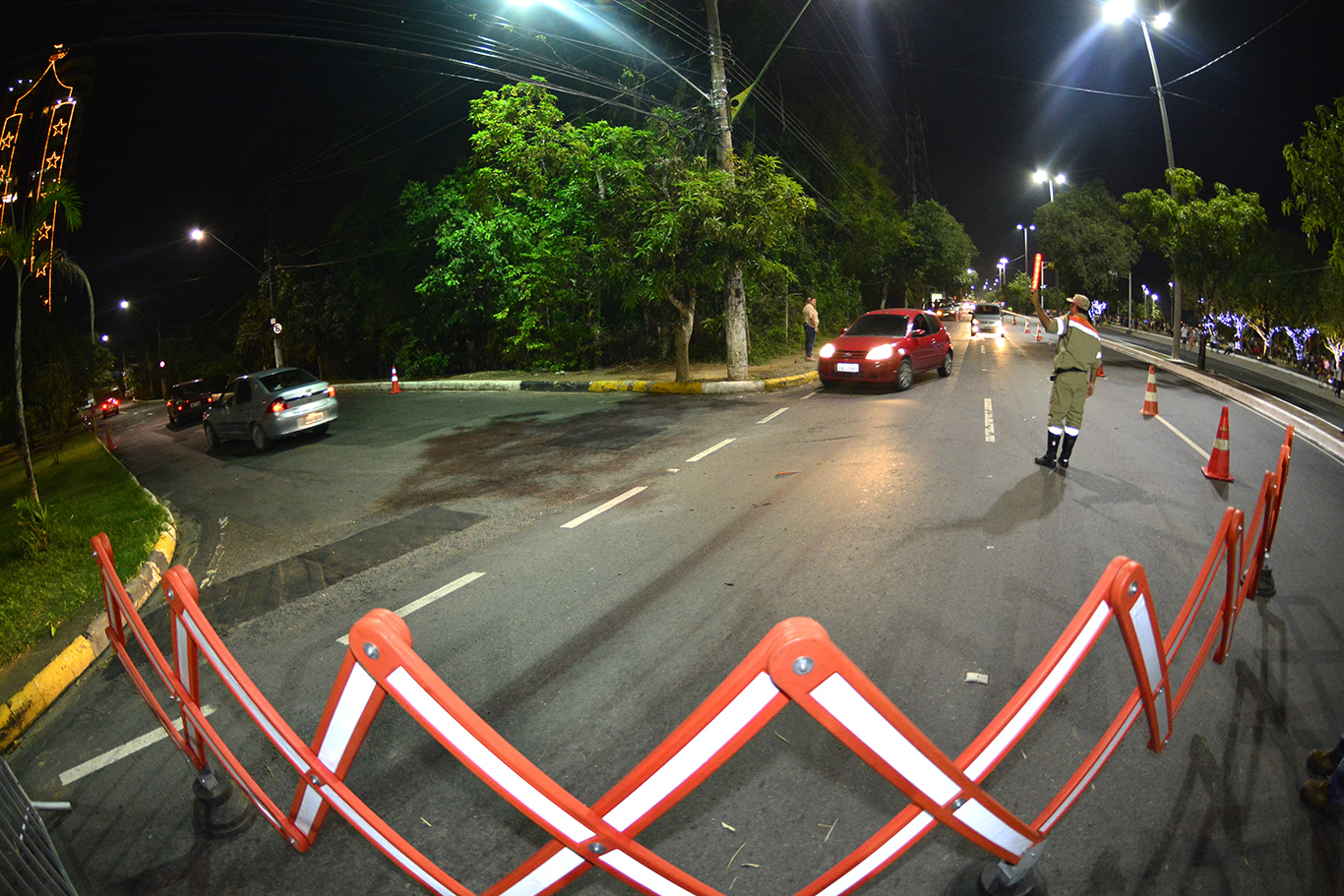 Operação especial de trânsito e transportes é montada para a virada de ano em Manaus