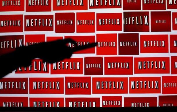 Temer sanciona lei que vai cobrar impostos da Netflix e Spotify