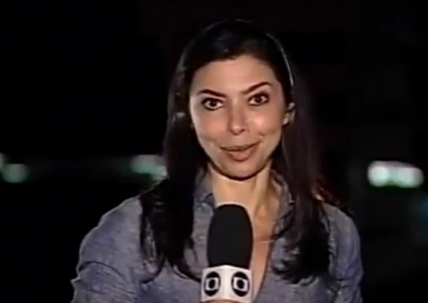 Jornalista da Globo se confunde e volta ao tempo ao desejar Feliz Ano Novo