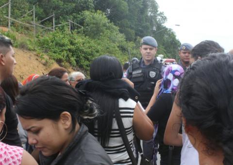 Familiares acusam policiais pelo massacre