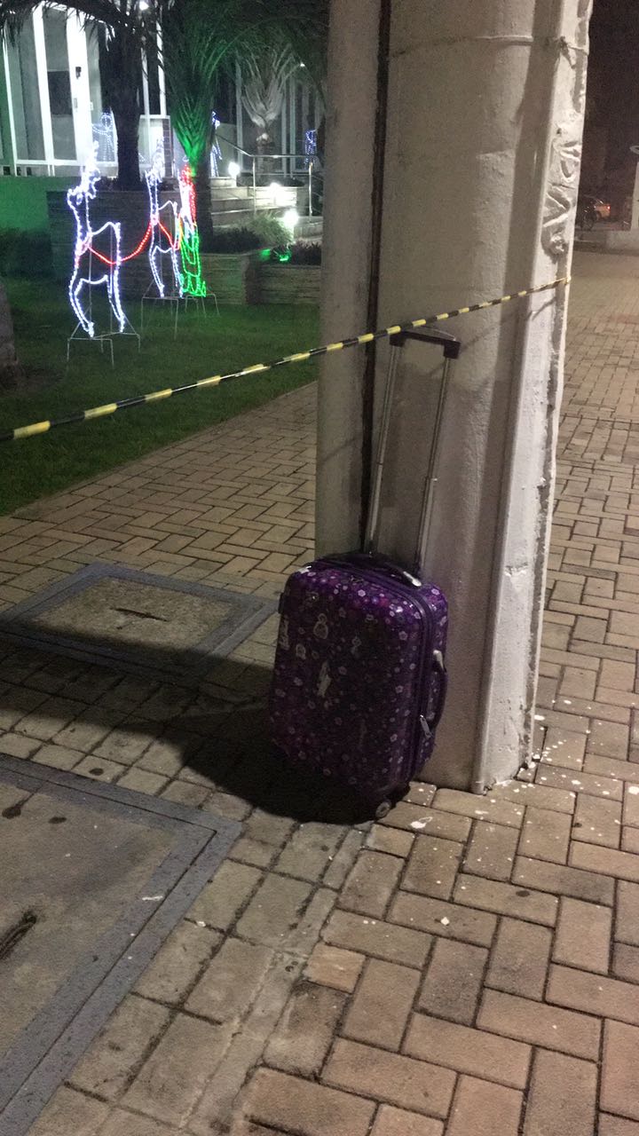 Mala com suposta bomba é abandonada próximo a condomínio e av. Ephigênio Sales é interditada