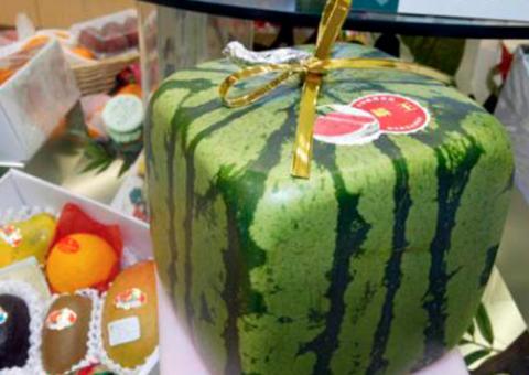 Conheça as 10 frutas mais caras do mundo 