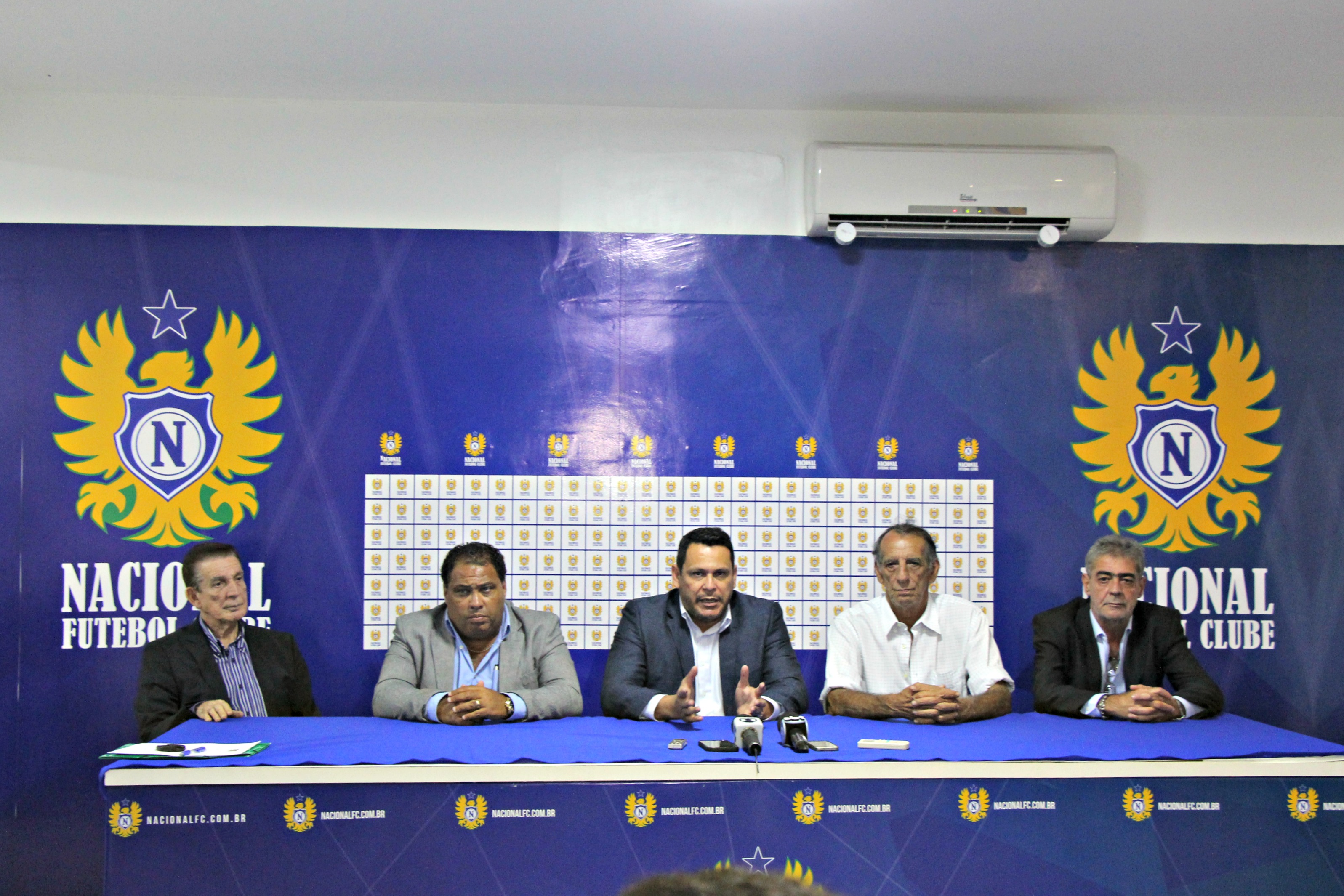 Naça apresenta novo elenco para a temporada 2017 