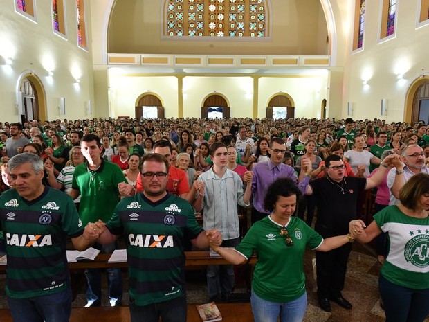 Chape acusa advogados de tentarem enganar família de vítimas