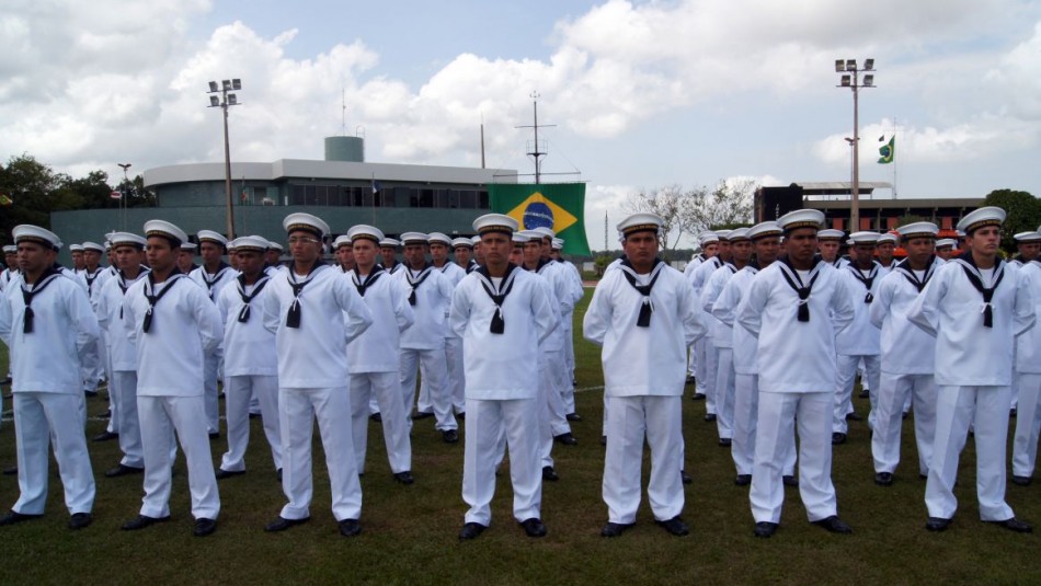 Marinha abre, nesta terça-feira, processo seletivo com salário inicial de R$ 2.500