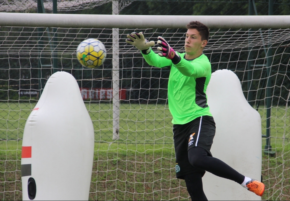 Follmann passa por nova cirurgia e já tem previsão de alta