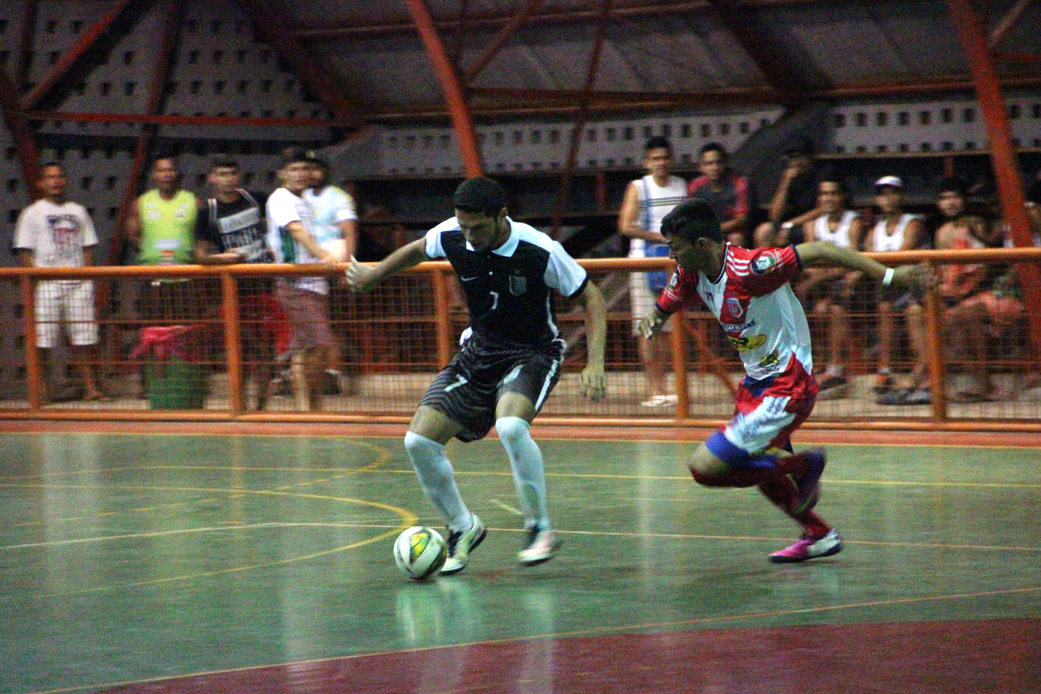 Liga Olé de Futsal define semifinalistas em noite de espetáculo na  Vila Olímpica