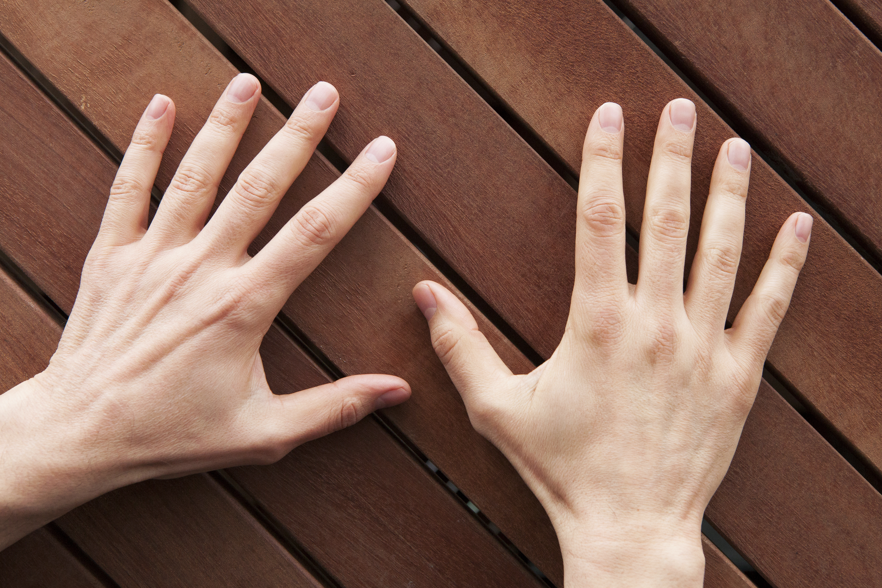 Formato dos dedos pode revelar tamanho do pênis;  veja