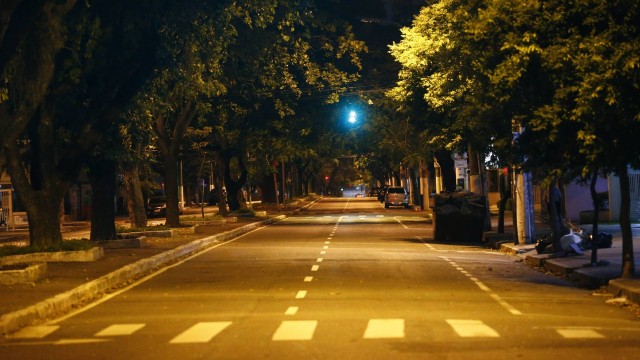 Sem policiamento, Vitória tem noite de 'cidade fantasma' e amanhece sem ônibus