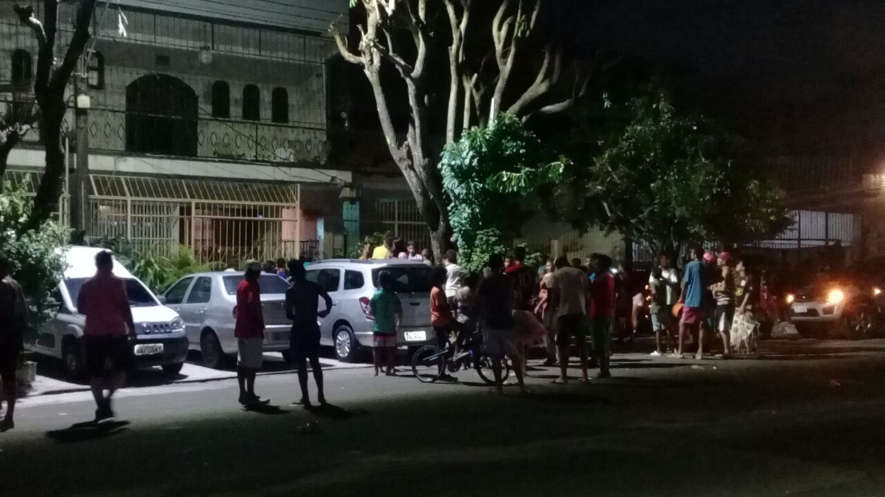 Adolescente morre eletrocutado durante brincadeira de papagaio em Manaus