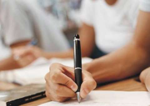 Prefeitura de Amaturá abre processo seletivo com remuneração de até R$ 2 mil