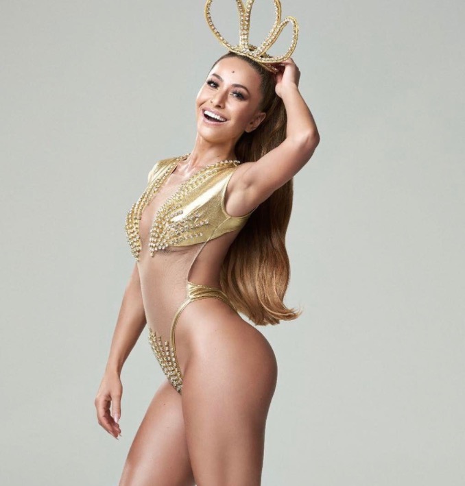 Sabrina Sato faz dieta radical e fica horas sem comer antes do Carnaval