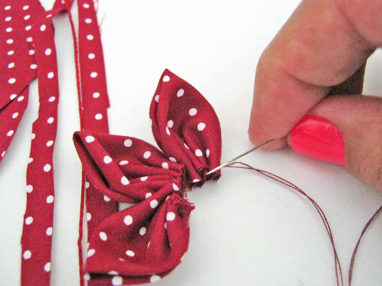 Moradores do Novo Israel participam de oficina de reaproveitamento de resíduos