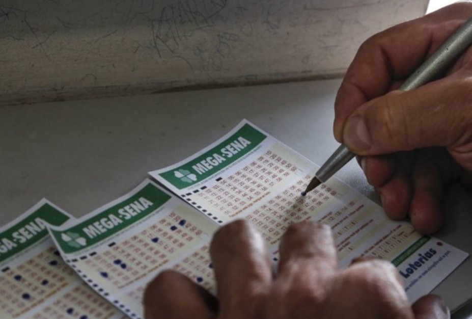  Confira as seis dezenas sorteadas no concurso 1909 da Mega-Sena