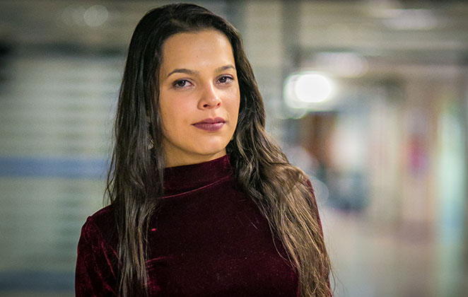 BBB17: Mayla reclama que paparazzo a fez perder  ‘crush’