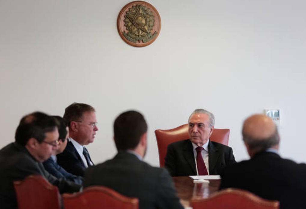 Temer reúne ministros e Agricultura diz que não há 'risco sanitário' na carne