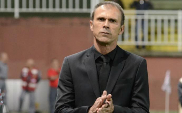 Vasco apresenta Milton Mendes como novo treinador