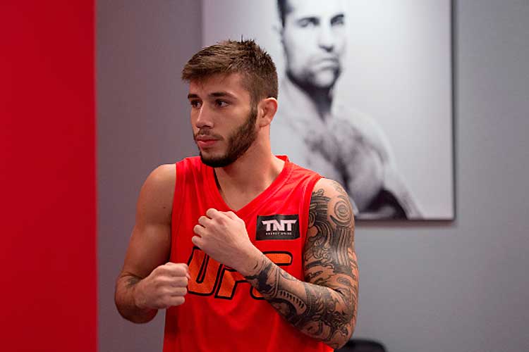 Ex-TUF Brasil é suspenso após ser flagrado em exame antidoping