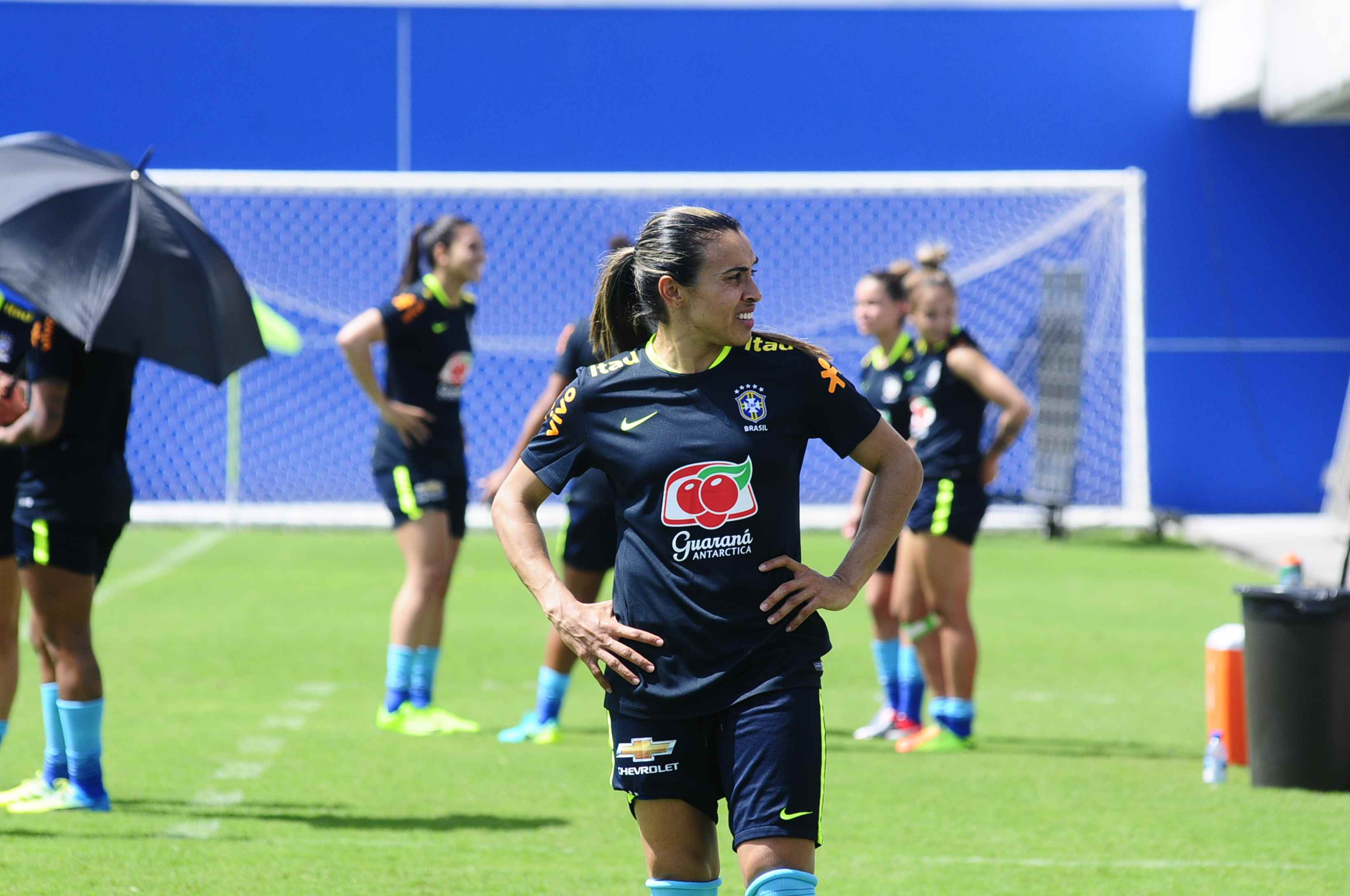 Seleção Brasileira Feminina realiza primeiro treino em Manaus