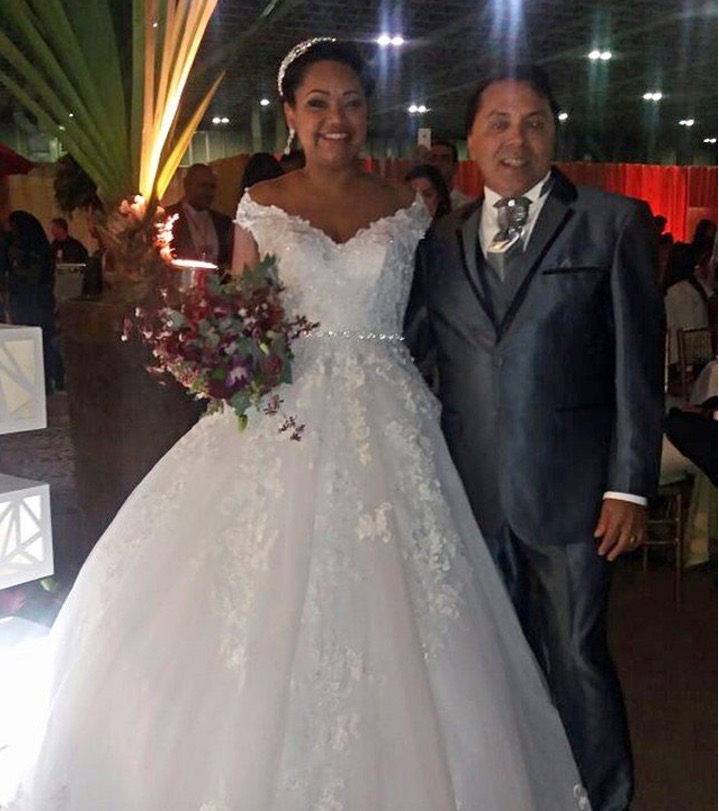 Saiba tudo o que rolou nos bastidores do casamento de ex-BBB Elis