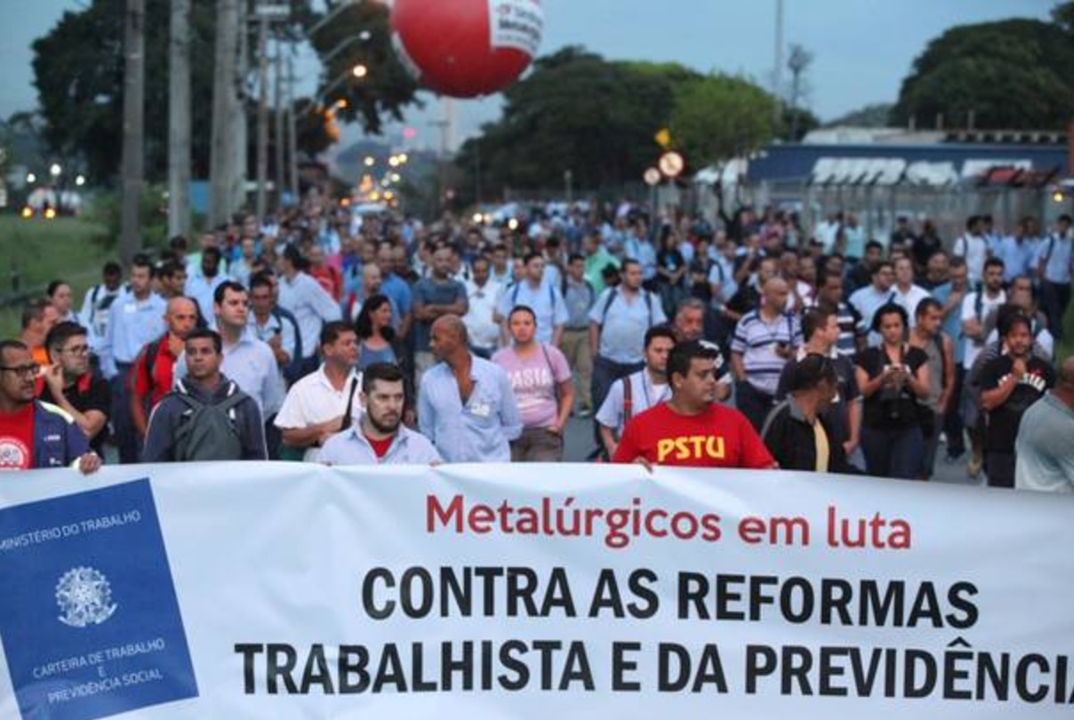 Centrais sindicais preparam greve geral para o próximo dia 28