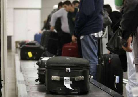 Companhias aéreas não têm data para iniciar cobrança de bagagem