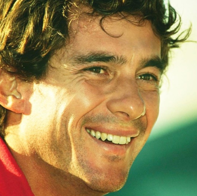 Morte de Ayrton Senna completa 23 anos e Adriane Galisteu presta homenagem