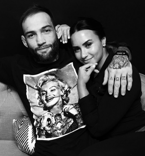 Demi Lovato e brasileiro Guilherme Bomba terminam namoro