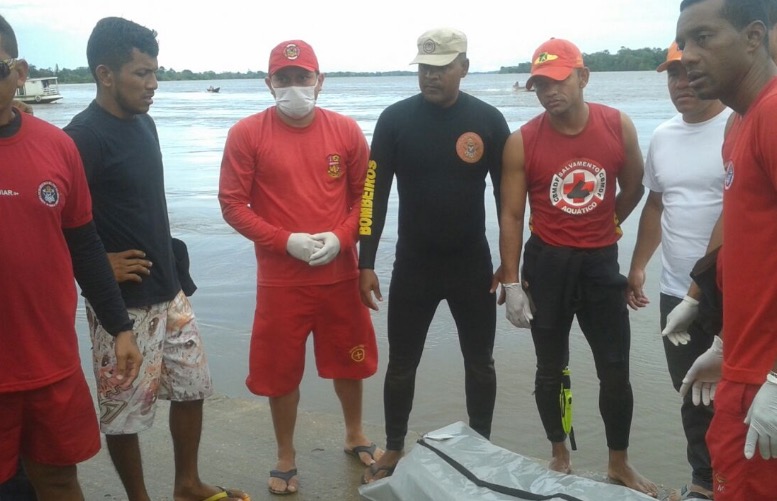  Bombeiros encontram corpo de menino de 8 anos desaparecido em rio no AM