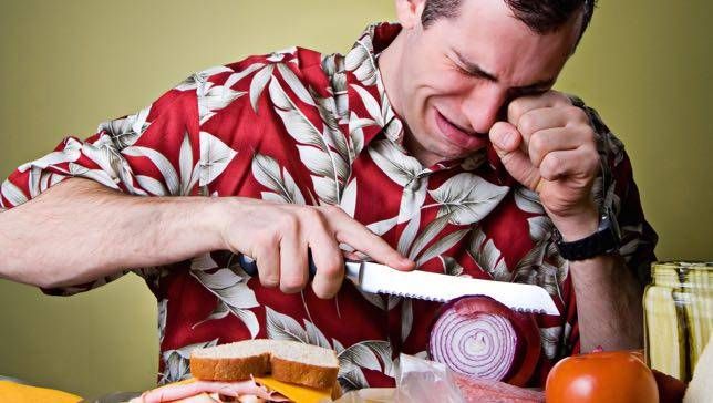  Com estas dicas nunca mais você vai às lágrimas ao cortar cebola