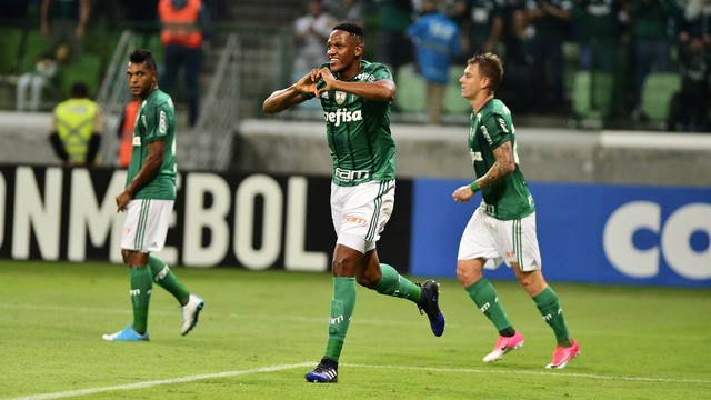 Palmeiras vence Atlético Tucumán e se classifica em primeiro