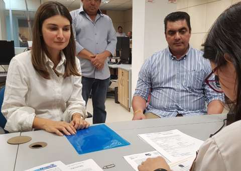 Falando sobre saúde e transparência, Rebeca Garcia é última a registrar candidatura TRE-AM