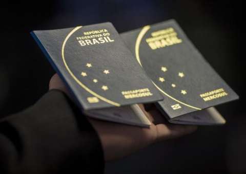 Governo vai pedir crédito extra de R$ 102 mi para retomar emissão do passaporte