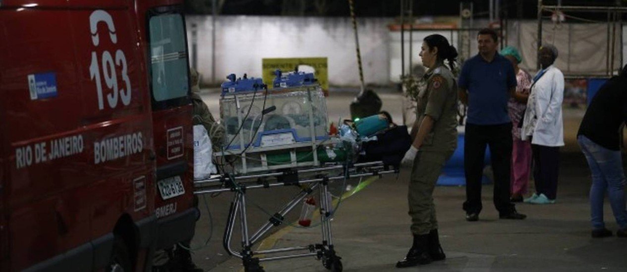 Grávida de 9 meses leva dois tiros na barriga e bebê fica gravemente ferido