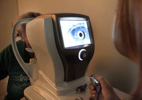 Mutirão oftalmológico oferece atendimento gratuito a idosos em Manaus 