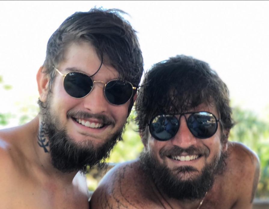 Filho de Saulo Fernandes impressiona por semelhança: 'filho ou irmão gêmeo?'