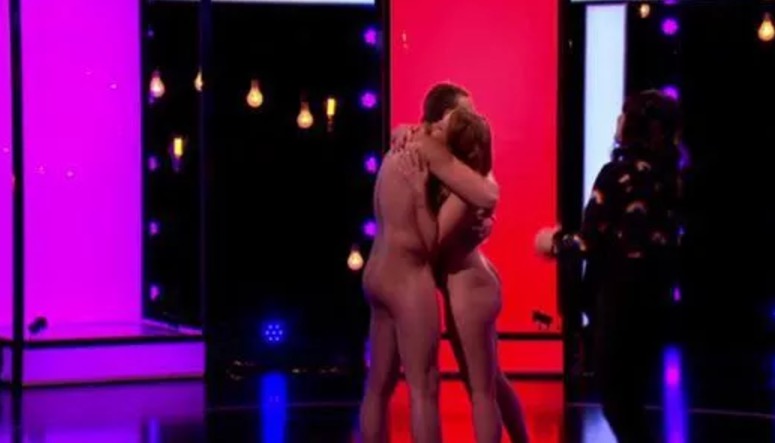 Casal se conhece pelado em programa de TV e planejam até casamento 