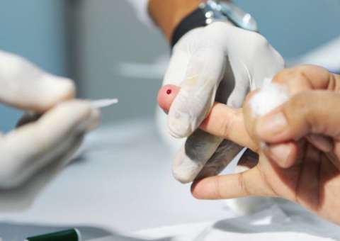 Campanha realiza teste gratuito de hepatite C em todo o Brasil 